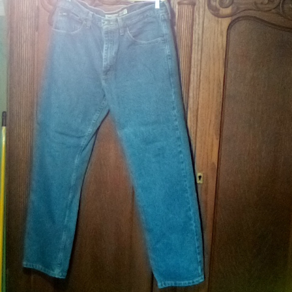Pair of blue jeans size Reg fit (328)
